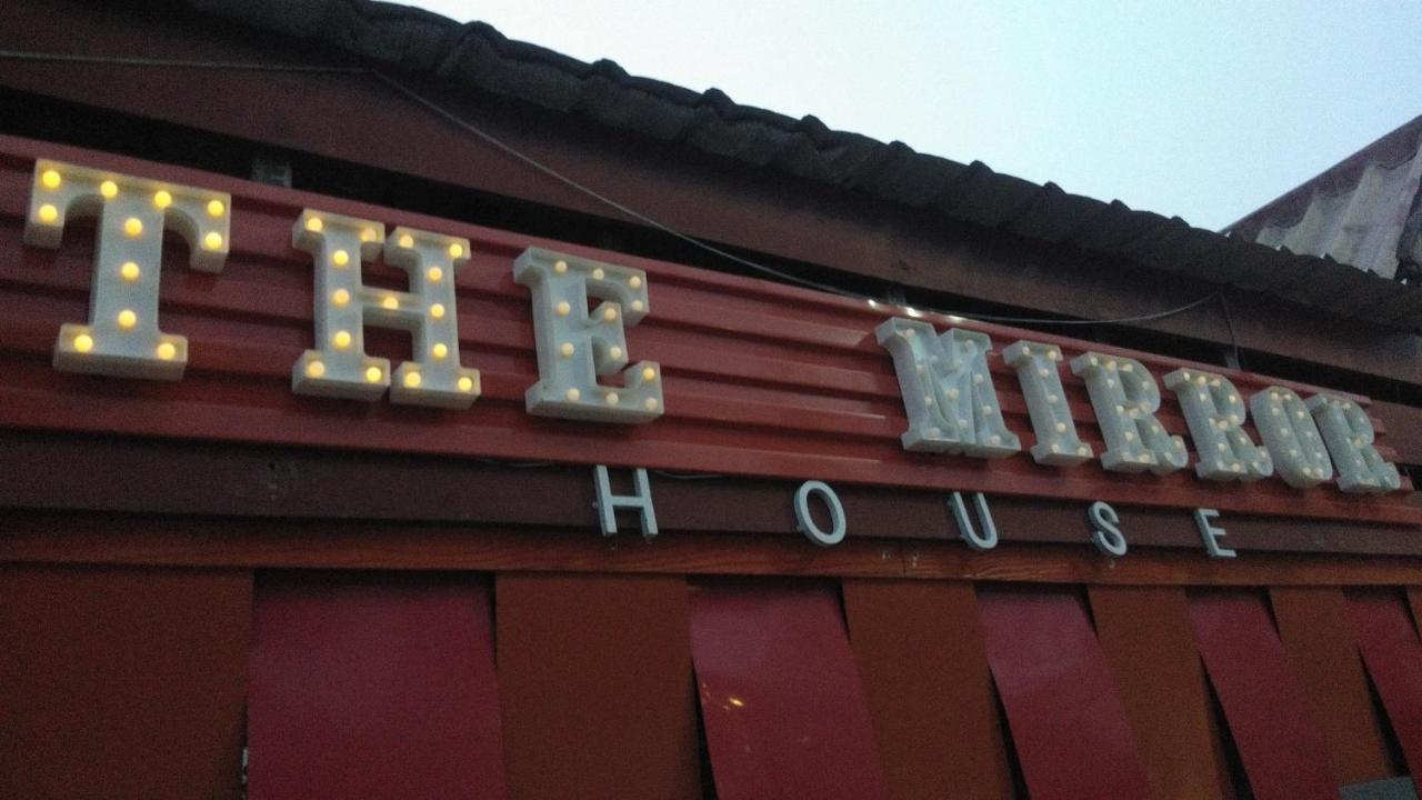 치앙마이 The Mirror House 아파트 외부 사진